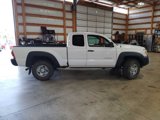 Used 2014 Toyota Tacoma 4x4 Access Cab image 4
