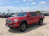 Used 2017 Toyota Tacoma TRD Off-Road image 5