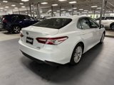 Used 2019 Toyota Camry XLE image 4