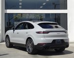 Used 2023 Porsche Cayenne Platinum Edition image 4