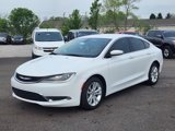 Used 2017 Chrysler 200 Limited Platinum image 3