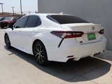 Used 2021 Toyota Camry SE image 3