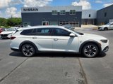 Used 2018 Buick Regal Essence w/ Driver Confidence Package #1 image 2