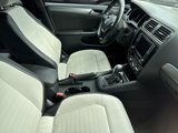 Used 2016 Volkswagen Jetta Sport image 4