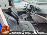 Used 2020 Chrysler Pacifica Touring-L image 5