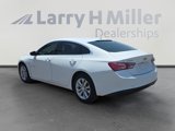 Used 2021 Chevrolet Malibu LT image 3