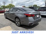 Used 2022 Nissan Altima 2.5 SV w/ SV Premium Package image 5