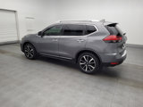 Used 2017 Nissan Rogue SL w/ SL Premium Package image 3