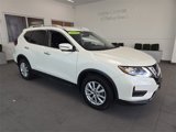 Used 2018 Nissan Rogue SV w/ Premium Package image 2