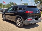 Used 2015 Jeep Cherokee Latitude w/ Comfort/Convenience Group image 3