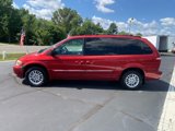 Used 2004 Chrysler Town & Country Touring w/ Leather Interior Group image 4