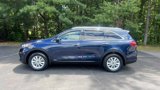 Used 2019 Kia Sorento LX w/ LX Convenience Package image 2
