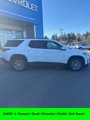 Used 2023 Chevrolet Traverse LT image 2