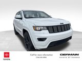Used 2019 Jeep Grand Cherokee Altitude image 3