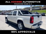 Used 2011 Chevrolet Avalanche LTZ image 4