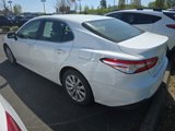 Used 2018 Toyota Camry LE image 3