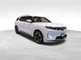 New 2024 VinFast VF 9 Plus image 1