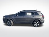 Used 2022 Jeep Cherokee Limited image 2