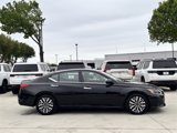 Used 2023 Nissan Altima 2.5 SV image 3