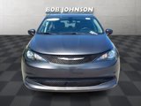 Used 2022 Chrysler Voyager LX image 2