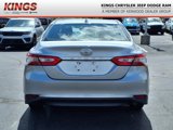 Used 2019 Toyota Camry L image 5
