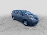 Used 2012 Toyota Sienna XLE image 3