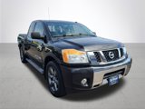 Used 2015 Nissan Titan SV w/ SV Value Truck Package image 4