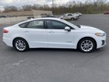 Used 2019 Ford Fusion SE image 2