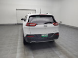 Used 2018 Jeep Cherokee Limited image 6