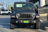 New 2025 Jeep Gladiator Sport image 6