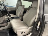 Used 2021 Chrysler Pacifica Touring-L w/ Uconnect Theater Family Group image 4