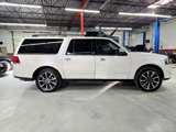 Used 2017 Lincoln Navigator L Reserve image 4