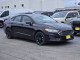 Used 2020 Ford Fusion SE image 2