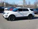 Used 2017 Ford Explorer XLT w/ Equipment Group 202A image 3