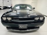 Used 2014 Dodge Challenger SXT image 2
