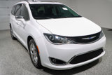 Used 2019 Chrysler Pacifica Limited image 5