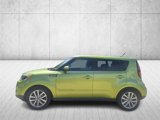 Used 2019 Kia Soul + image 2