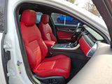 Certified 2023 Jaguar XF R-Dynamic SE image 3