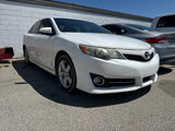 Used 2014 Toyota Camry SE image 2