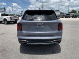 Used 2023 Kia Sorento EX w/ Panoramic Sunroof Package image 5