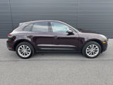 Certified 2024 Porsche Macan image 6