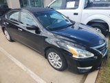 Used 2015 Nissan Altima 2.5 S w/ Display Audio Package image 2