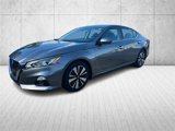 Used 2019 Nissan Altima 2.5 SV image 2