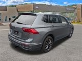 Used 2023 Volkswagen Tiguan SE image 3