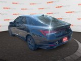 Used 2021 Hyundai Elantra SEL w/ Convenience Package image 3
