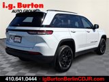 New 2025 Jeep Grand Cherokee Altitude image 4