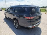 Used 2023 Jeep Wagoneer L Series III w/ Premium Group I image 5