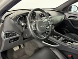 Used 2017 Jaguar F-PACE R-Sport image 4
