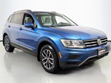Used 2020 Volkswagen Tiguan SE w/ Panoramic Sunroof Package image 3