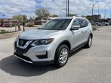Used 2020 Nissan Rogue SV image 3